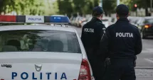 Stire din Eveniment : Și-a amenințat tatăl cu moartea, apoi s-a repezit la polițiști cu un cuțit. Agenții au tras focuri de armă