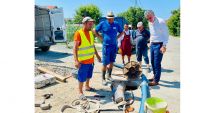 Stire din Politică-Administrație : Autorităţile locale din Năvodari se implică în reparaţia reţelelor de canalizare