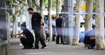 Stire din Actualitate : Nouă copii înjunghiați mortal într-o școală / CRIMINALUL, EXECUTAT!