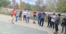 Stire din Politică-Administrație : Alexandru Nazîru, consilier PNL, și primarul Vergil Chițac s-au întâlnit cu locuitorii cartierului Km. 4-5