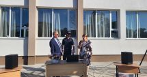 Stire din Cultură-Educație : Primarul Vergil Chiţac participă la deschiderea anului şcolar la Liceul Teoretic "Traian"