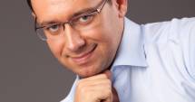 Stire din Politică-Administrație : "Am luat decizia de a mă autosuspenda din PNL"