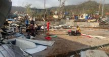 Stire din Actualitate : Nouă cetăţeni români, evacuaţi de pe insula Mayotte cu o aeronavă militară franceză, din cauza unui ciclon