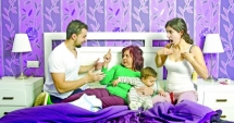 Stire din Sănătate : Cine îl educă pe copil, mama sau bunica? "Nu e bine să faci așa", "E rușine!"