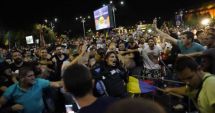 Stire din Eveniment : Protestatarii care au bătut o jandarmeriță la mitingul diasporei din 10 august au fost eliberați