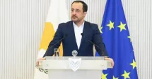 Stire din Actualitate : Ciprul vrea să interzică accesul copiilor sub 15 ani la rețelele sociale