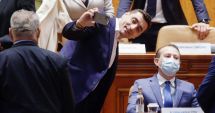 Stire din Politică-Administrație : Florin Cîţu a fost văzut discutând cu liderul AUR, George Simion