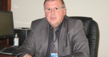 Stire din Economie : Cât reziști în echilibru pe sârmă când te numești Oil Terminal