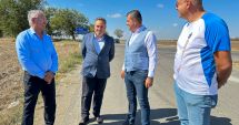 Stire din Politică-Administrație : Veşti bune în mediul rural. A început reabilitarea Drumului Județean Pecineaga - Amzacea