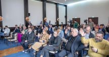 Stire din Politică-Administrație : Consilierii judeţeni s-au reunit în şedinţă! Iată ce proiecte au fost votate