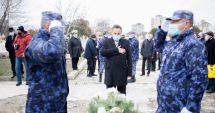 Stire din Politică-Administrație : Preşedintele CJC, Mihai Lupu, a depus o coroană de flori în memoria martirilor