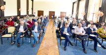 Stire din Politică-Administrație : Consilierii de la CJC se reunesc, în ședință, să împartă banii județului