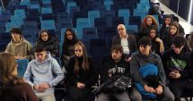 Stire din Social : Elevii Colegiului Național „Mihai Eminescu”, vizită la Cuget Liber Antena 3 Constanţa