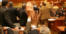 Stire din Politică-Administrație : Aleșii locali, protejați în fața legii! Un nou proiect controversat a trecut de Camera Deputaților