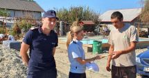Stire din Eveniment : Ajutor de la pompieri pentru o familie cu patru copii, rămasă fără casă
