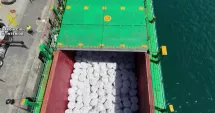 Stire din Eveniment : Captură uriașă în Atlantic. 40 de tone de cocaină descoperite pe o navă de marfă