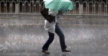 Stire din Social : SE ÎNRĂUTĂȚEȘTE VREMEA ȘI MAI MULT! CONSTANȚA A INTRAT SUB AVERTIZARE METEO COD GALBEN