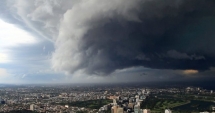 Stire din Social : ROMÂNIA, ÎN ALERTĂ DE PLOI ȘI FURTUNI! "Școlile se închid la ora 17,00"