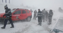 Stire din Social : Cod portocaliu de viscol, la Constanța! Stâlpi de electricitate doborâți de vânt, zeci de localități fără curent