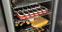 Stire din Social : Ce mâncăm din vitrine? Dulciuri neconforme, amenzi usturătoare