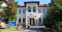 Stire din Cultură-Educație : Vin militarii americani  la Colegiul Pedagogic
