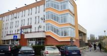 Stire din Eveniment : TÂNĂRĂ BĂTUTĂ în curtea Colegiului Național de Arte "Regina Maria" / AGRESORUL A FOST IDENTIFICAT