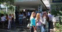 Stire din Cultură-Educație : Certificatele  de competențe  îi scapă pe elevi  de probele de la BAC