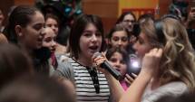 Stire din Cultură-Educație : Corina a susținut un concert la Liceul de Artă