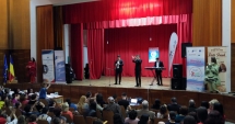Stire din Cultură-Educație : Concurs de majorete la Palatul Copiilor