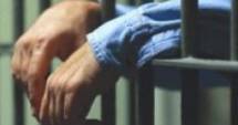 Stire din Eveniment : Condamnați la închisoare, depistați de polițiști