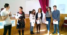 Stire din Cultură-Educație : Conflictele între elevi, rezolvate cu scenete și scenarii