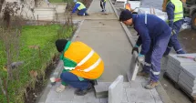Stire din Social : Lucrări de modernizare a infrastructurii pietonale pentru siguranța și confortul locuitorilor