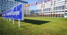 Stire din Actualitate : Consiliul Europei cere înfiinţarea unui tribunal internaţional pentru judecarea liderilor ruşi