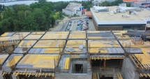 Stire din Social : Cum cresc peste noapte blocurile construite  pe spațiile verzi din zona Tăbăcărie