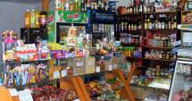 Stire din Economie : Consumul de alimente și carburanți a relansat comerțul