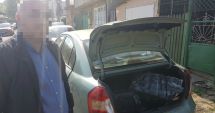 Stire din Eveniment : Contrabandiști de țigări, urmăriți de polițiști. Mii de țigări și trei mașini, confiscate