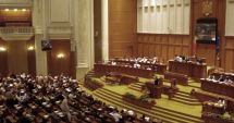 Stire din Politică-Administrație : Senatul este convocat, luni, în cea de-a doua sesiune ordinară a anului.