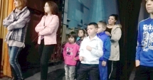 Stire din Social : Copiii din centrele de plasament au făcut "vrăji" pe scenă