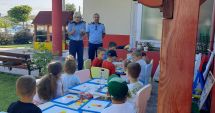 Stire din Eveniment : Activități desfășurate de polițișlti pentru siguranța tinerilor