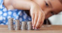 Stire din Social : Cresc alocațiile de la 1 ianuarie 2023. Câți bani vor primi în plus copiii lunar