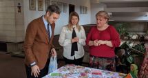 Stire din Social : Copiii cu cerințe speciale și-au expus mărțișoarele