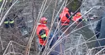 Stire din Eveniment : Fratele copiilor înecați în pârâul din Chirpăr, preluat de urgență în plasament pentru protecția sa