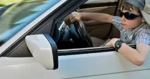 Stire din Eveniment : Urmărire ca-n filme! Un copil de 12 ani a fost prins la volanul unei mașini furate