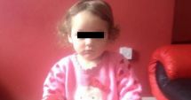 Stire din Eveniment : Fetița de 5 ani lovită cu mașina de un polițist, șef de post, a murit