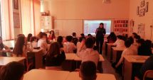 Stire din Eveniment : Clase de elevi din Constanța, vizitate de polițiști
