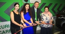 Stire din Social : Cora, primul hipermarket  din Constanța cu stație  de încărcare a mașinilor electrice