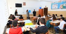 Stire din Social : Școlile sunt verificate dacă au dezinfectanți