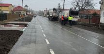Stire din Politică-Administrație : Primăria Costineşti continuă asfaltarea drumurilor din localitate