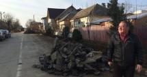 Stire din Politică-Administrație : Costineștiul va fi racordat la gaze.  Se lucrează pe străzile din localitate