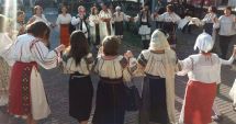 Stire din Cultură-Educație : Maria Magiru: "Costumul popular, una dintre cele mai importante forme de cultură a oricărui popor"